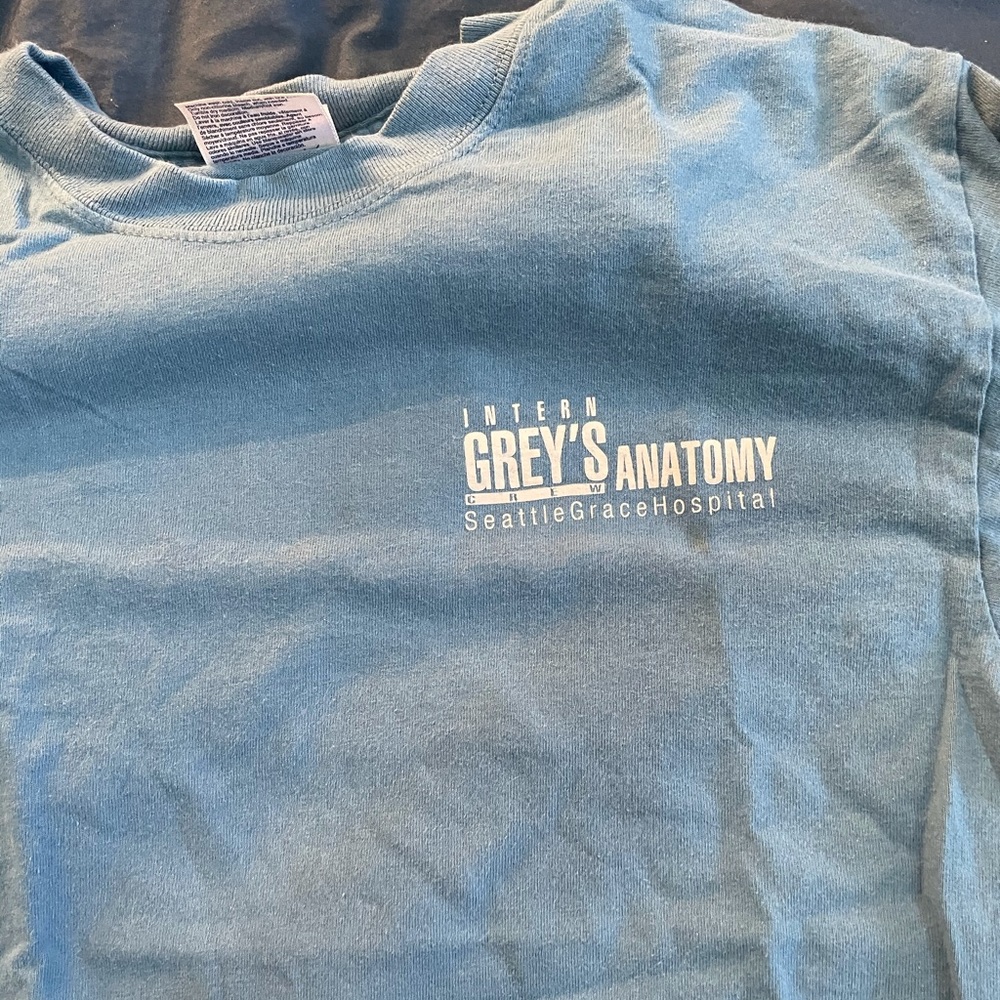 Intern Greys Anatomy tee shirt